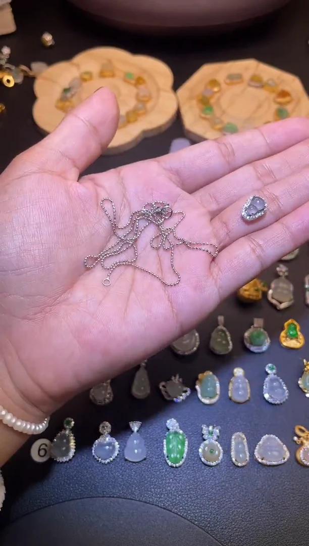 吊坠(不含链)银S925镶嵌翡翠只发链子