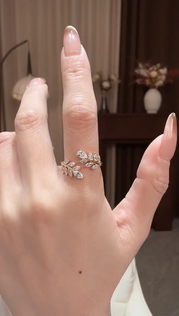 18K金镶嵌实验室培育钻石麦穗戒指k黄 18戒圈