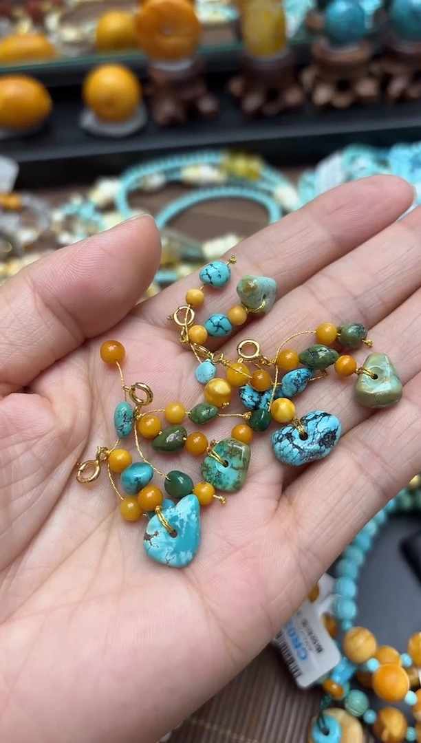 未镶嵌颈饰蜜蜡多样性发一件设计款 随型提溜