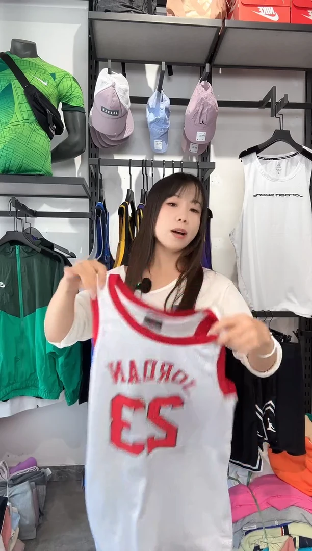 1409编码 瑕疵款以直播间过款为准 尺码160