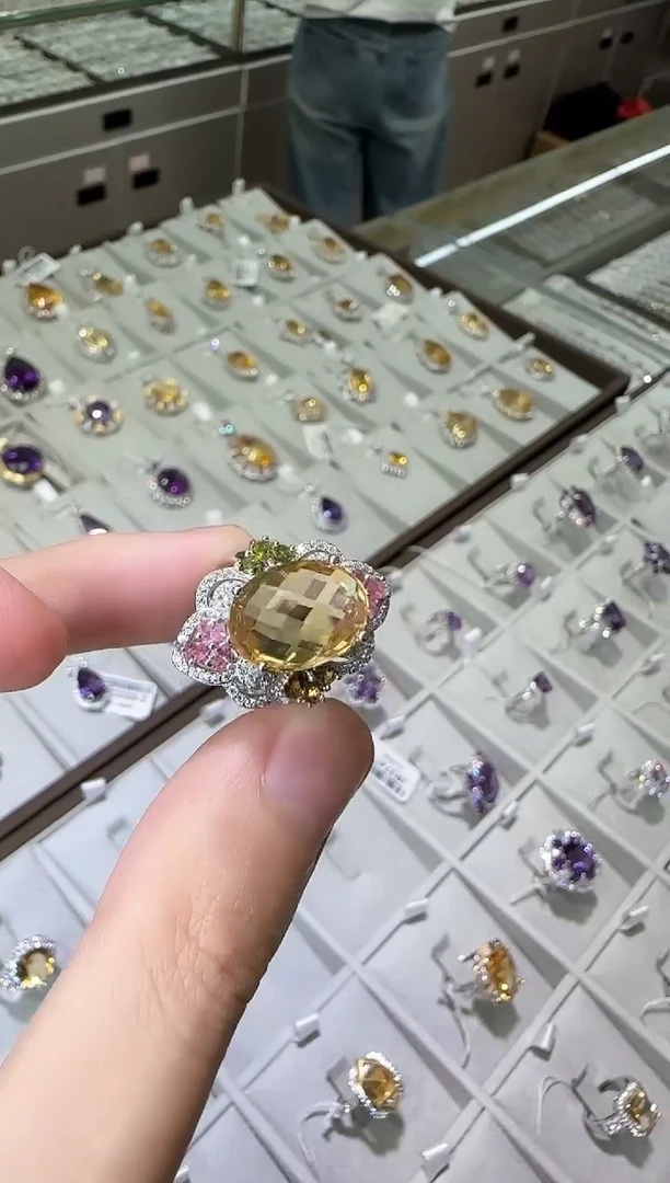 【闪购商品】黄晶戒指银S925镶嵌10*14mm