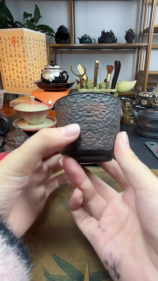 宠粉福利清仓锤纹紫陶主人杯