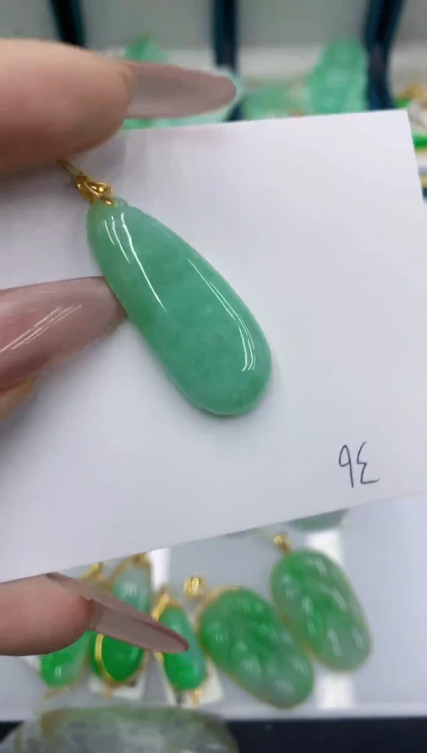 颈饰未镶嵌翡翠11111