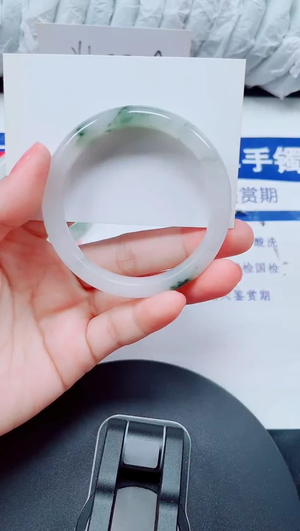 未镶嵌手镯石英质玉40-54/55