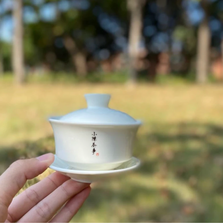 茶友们人手一只的盖碗，小陈茶事标准盖碗（110毫升）热卖中