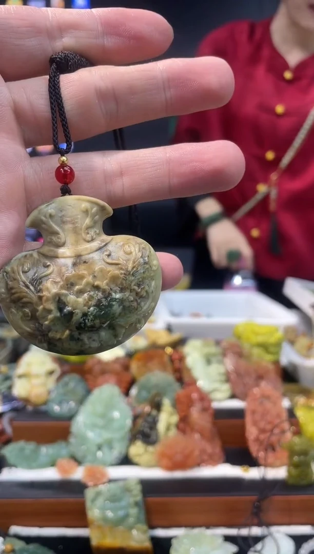 【闪购商品】岫玉吊坠未镶嵌·