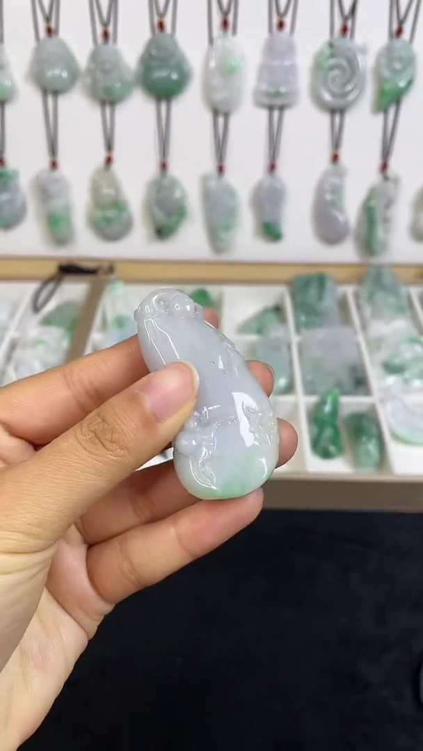 颈饰未镶嵌翡翠1