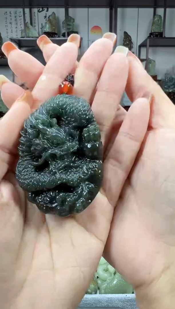 未镶嵌和田玉把件1