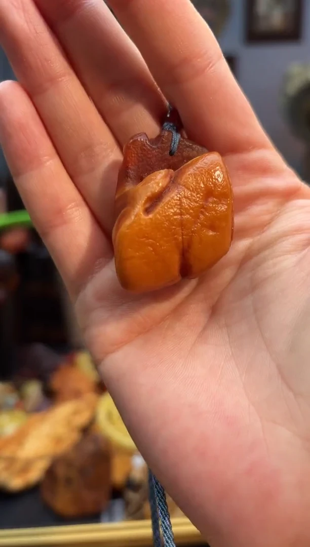 琥珀颈饰未镶嵌吊坠