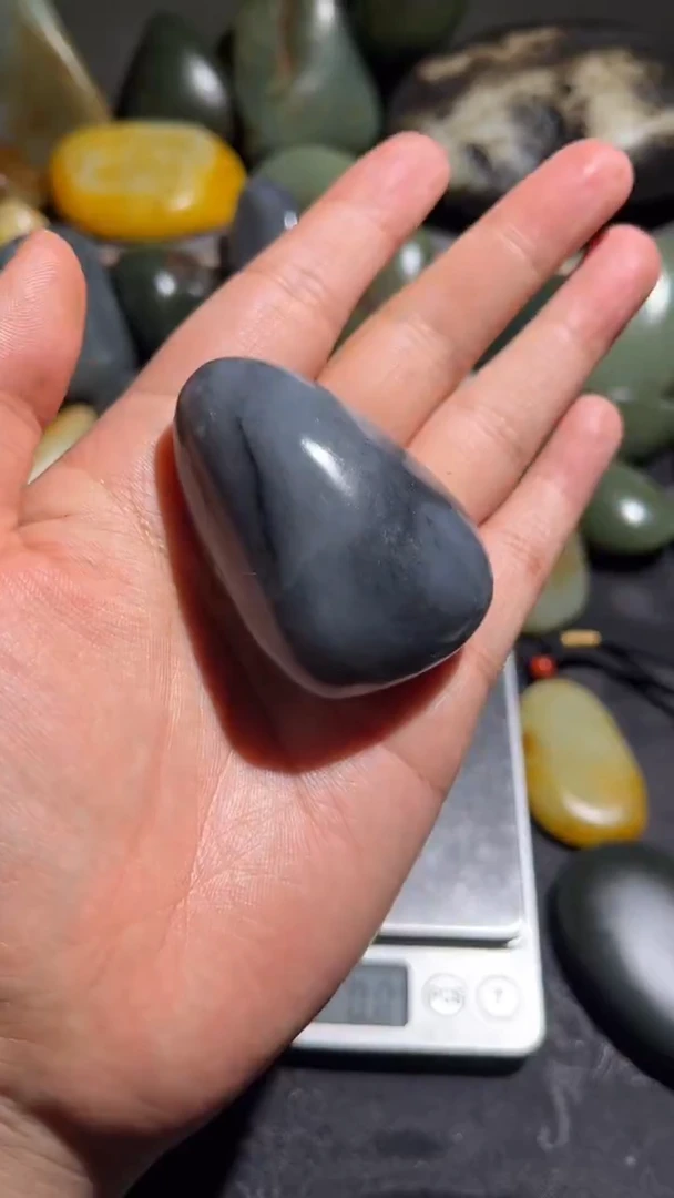 和田玉未镶嵌颈饰和田玉