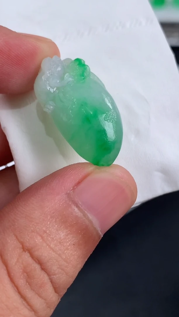 未镶嵌定制翡翠翡翠