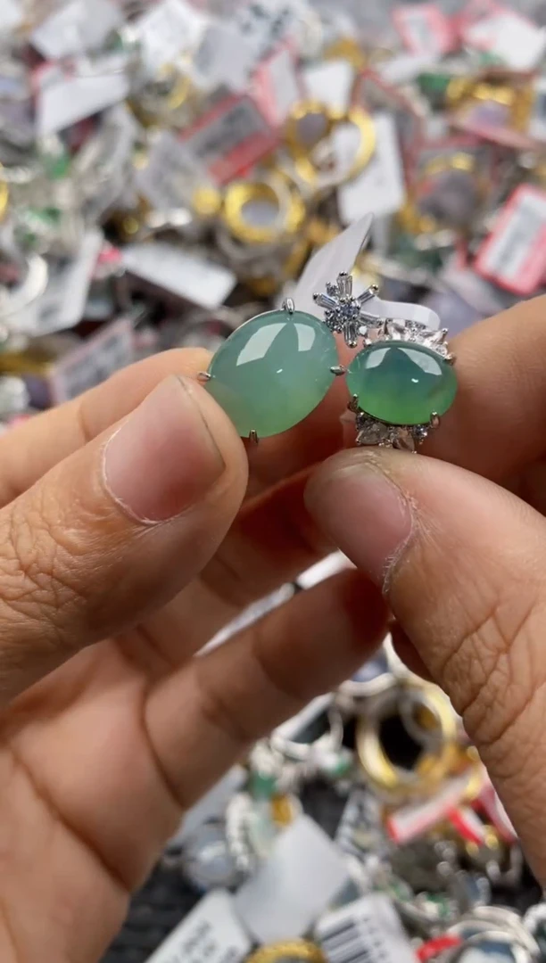 银S925镶嵌戒指翡翠999               4