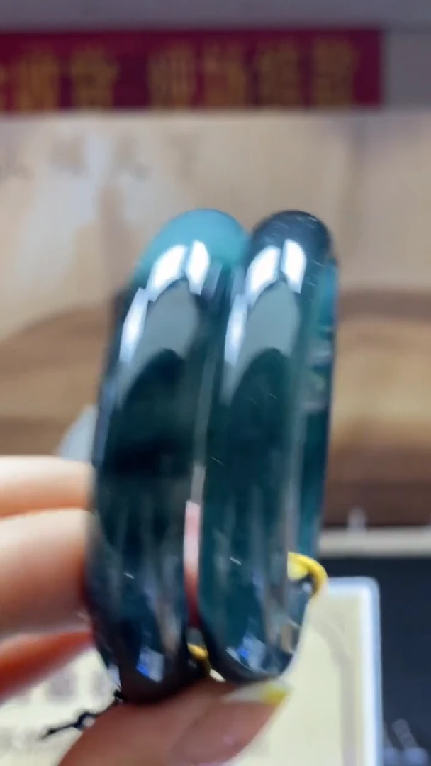 未镶嵌定制翡翠达**?********6