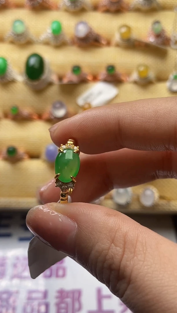 【闪购商品】翡翠戒指银S925镶嵌0000