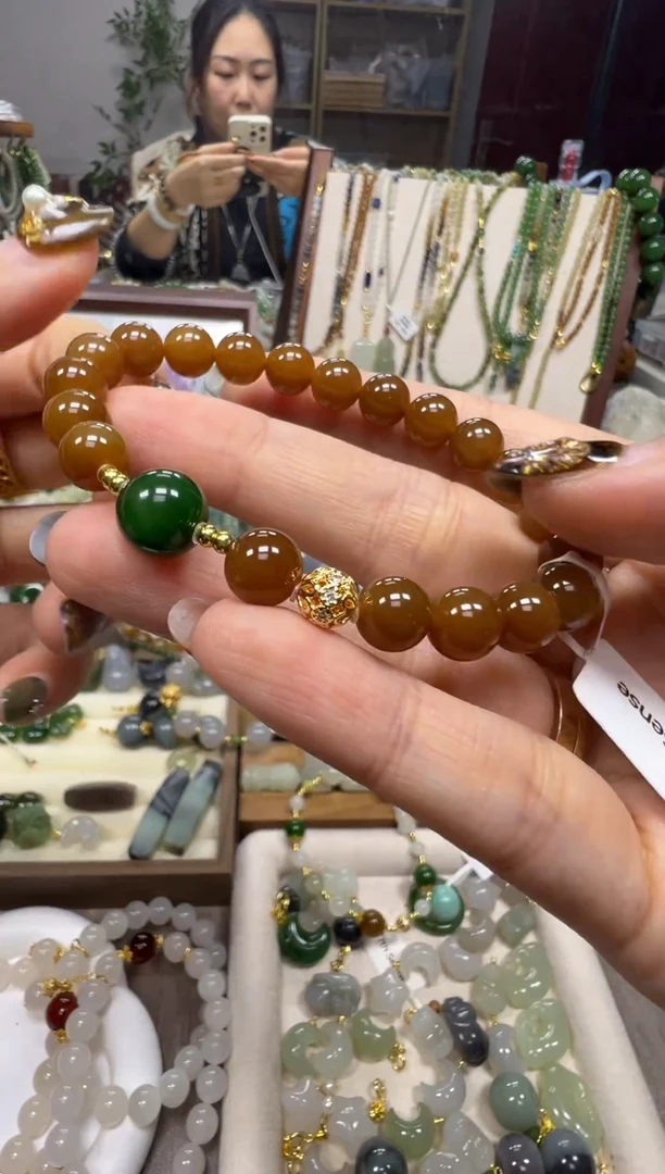 未镶嵌手链和田玉（糖玉）精品末金山糖手串卡8