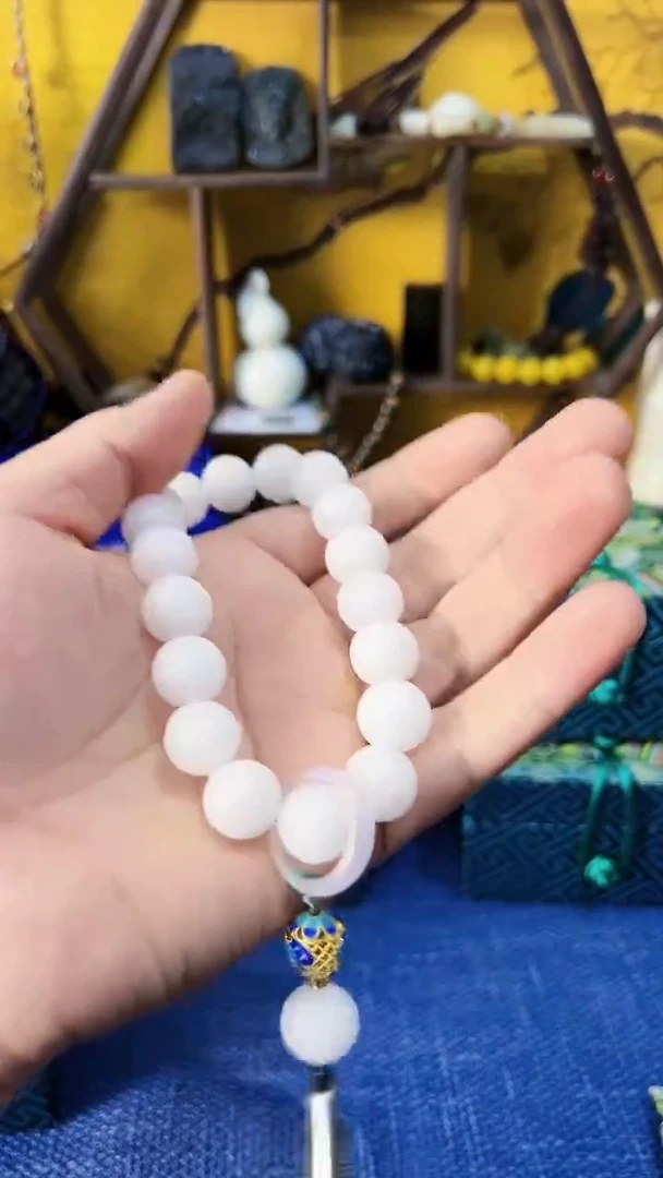 【闪购商品】和田玉挂件未镶嵌和田 手持 （飞铃文玩）