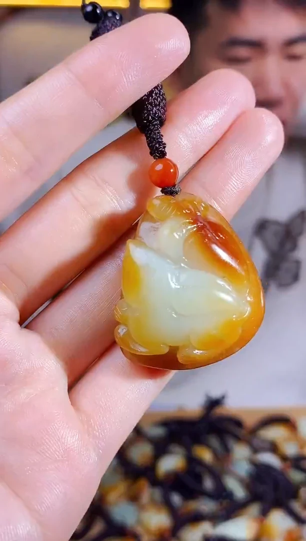 【闪购商品】和田玉颈饰未镶嵌1