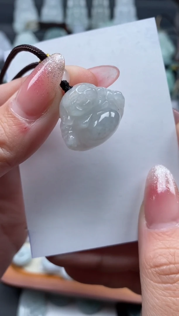 【闪购商品】翡翠颈饰未镶嵌天然翡翠