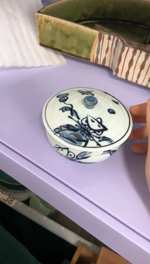 瓷片幸**草2只中古商品默认微瑕谨慎参拍