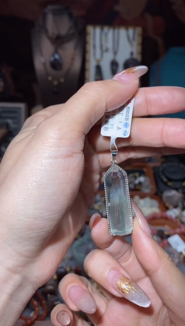 【闪购商品】水晶吊坠未镶嵌翠幽灵塔尖