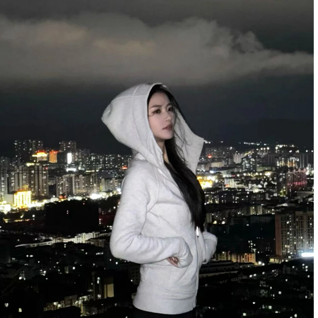 (一毛一样lu)连帽卫衣scube纯色加绒保暖外套