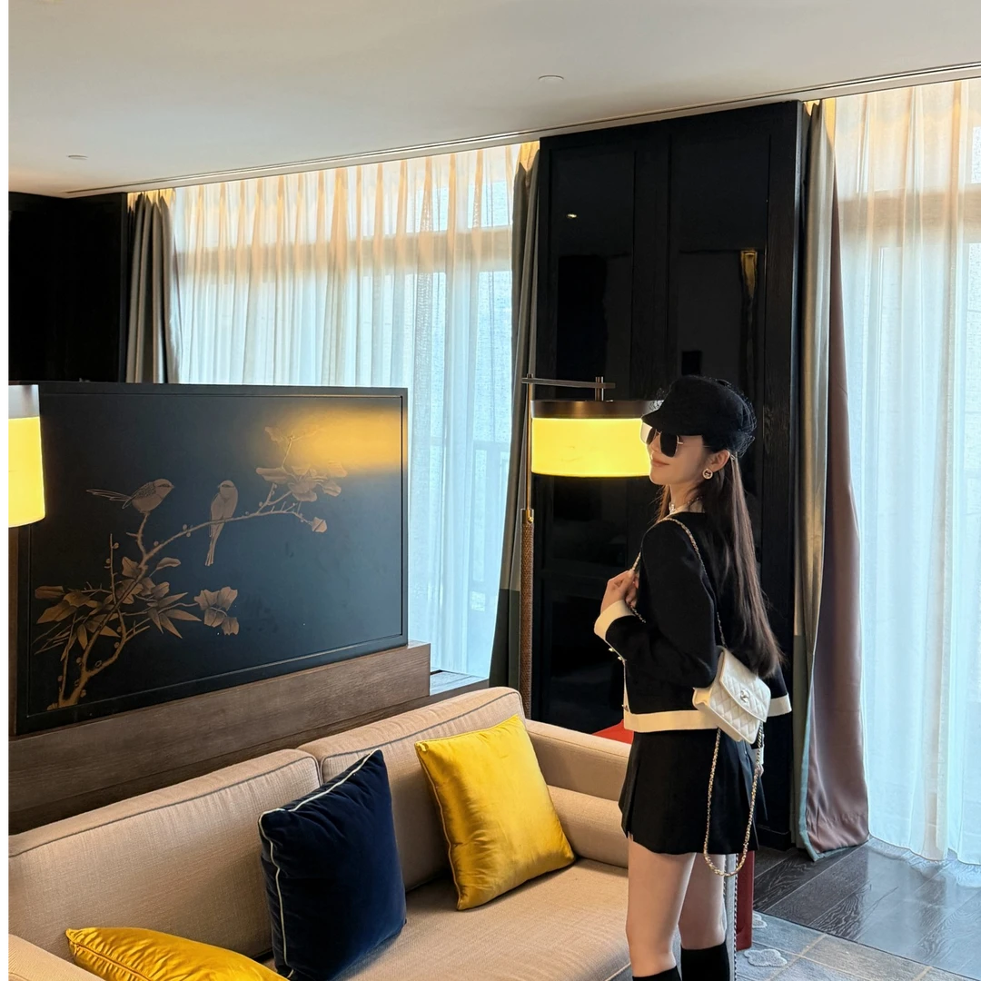 syna希娜 春日絮语 黑白撞色拼接精致感小香风外套