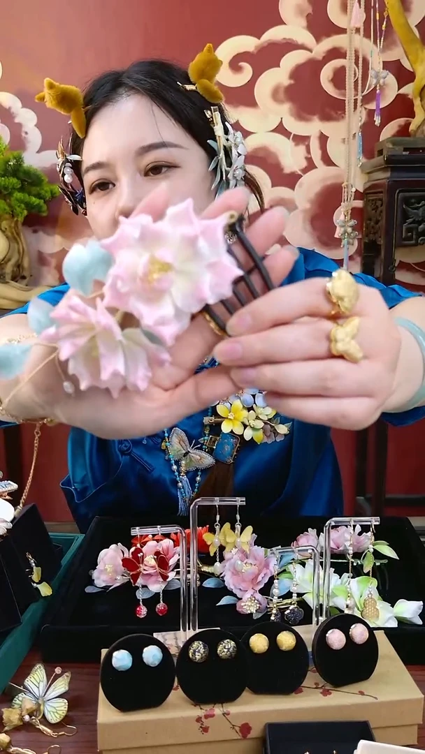 刺绣非遗纯手工绒花