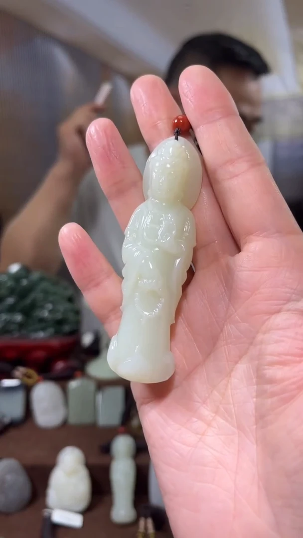 颈饰未镶嵌和田玉·