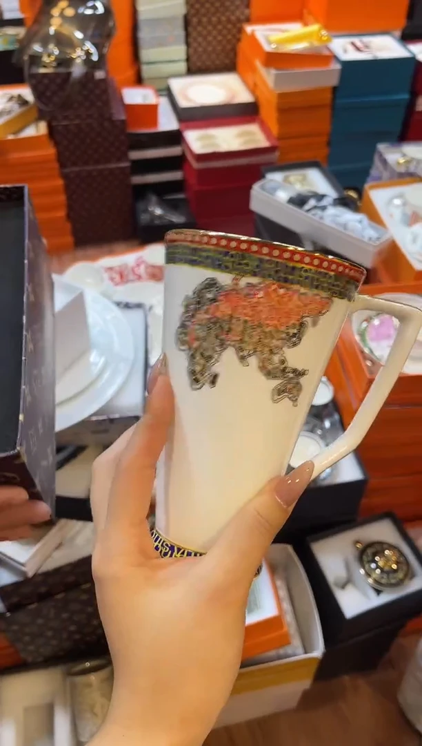 杯鸿辉家品牌瓷器，京东包邮！