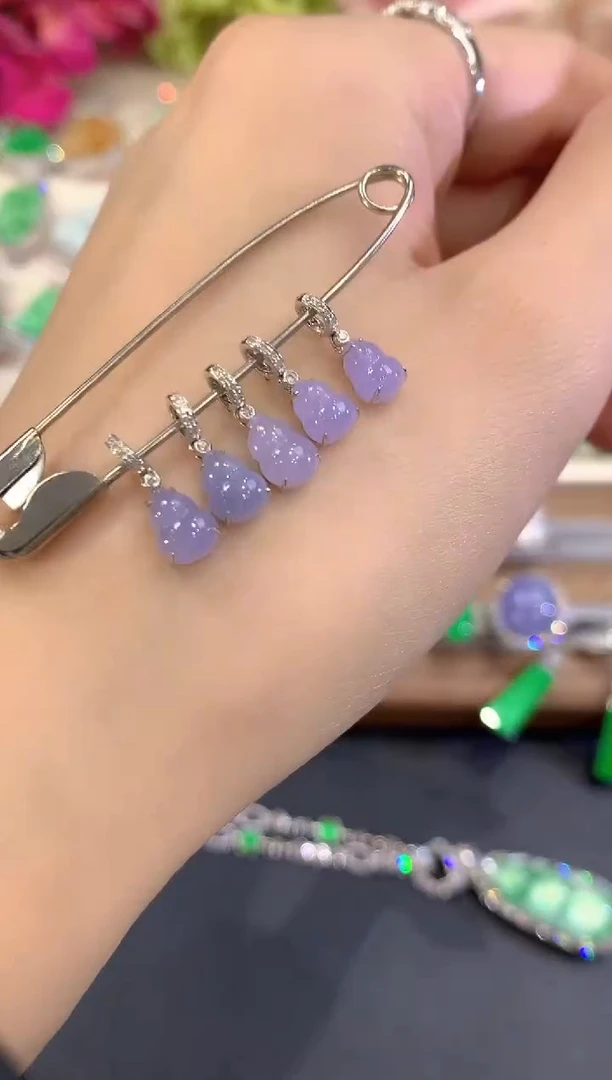 吊坠(不含链)18K金镶嵌翡翠a9多样性一件发货紫货有色差