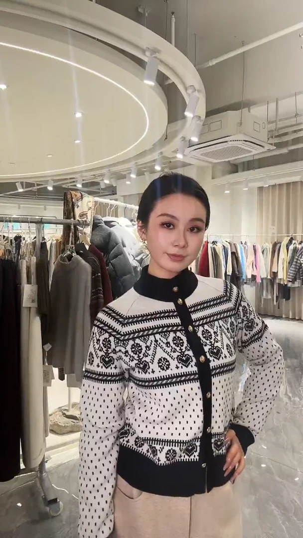 开衫款丝羊毛费尔岛白黑长袖S码9010