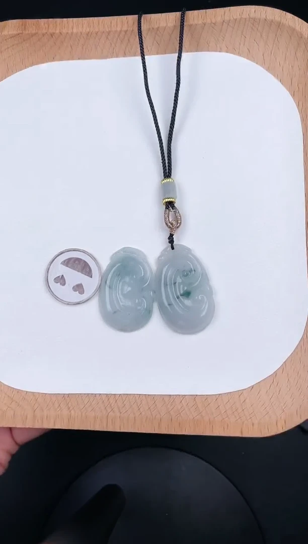 翡翠未镶嵌颈饰5C144油冰飘花如意（多样性发其一）