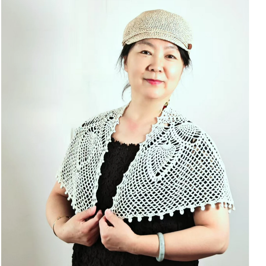 九色鹿珠片蕾丝线钩织半圆形披肩送教程