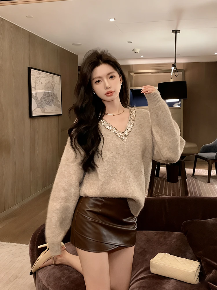 Q026Y190#秋冬穿搭新款慵懒风镶钻领毛衣气质显瘦短裙两件套