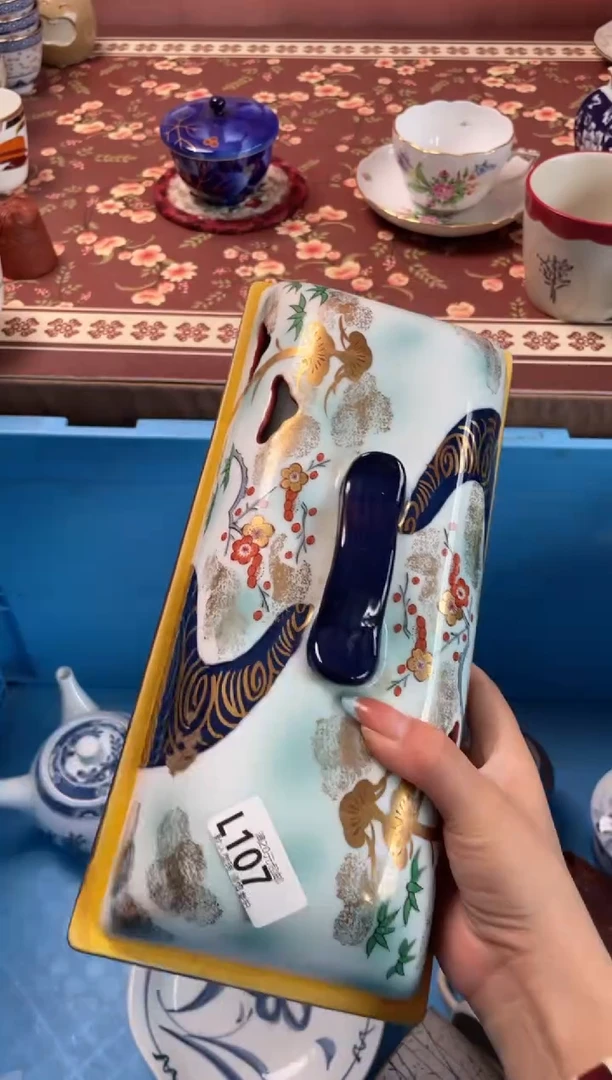 瓷片?**兔瓷器瓷器L107