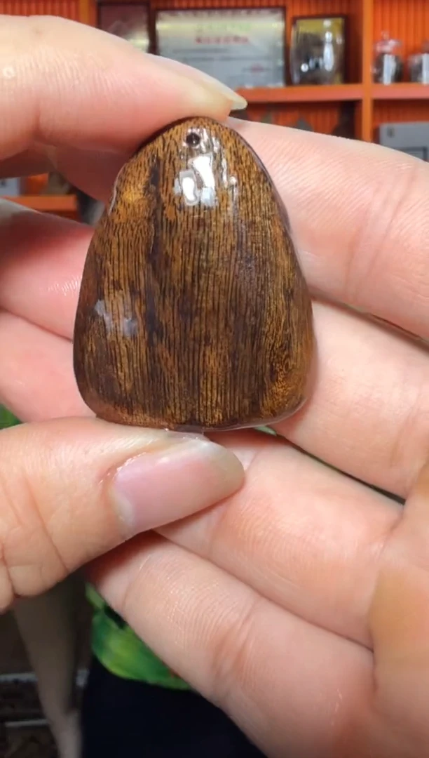 沉香手把件76号多样性发一