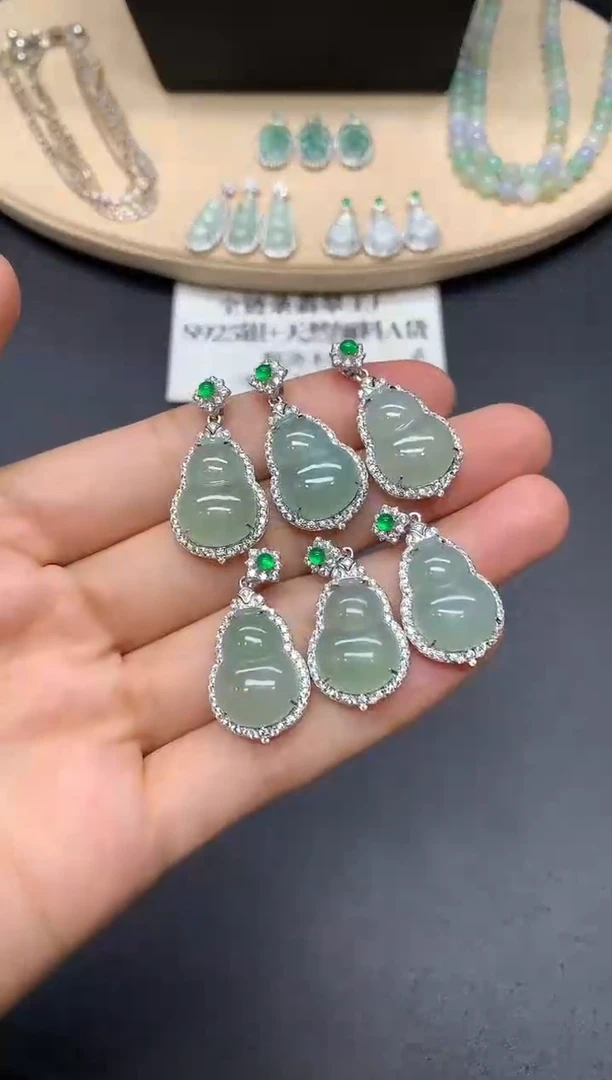 翡翠银S925镶嵌吊坠(不含链)葫芦【多样性发其一】