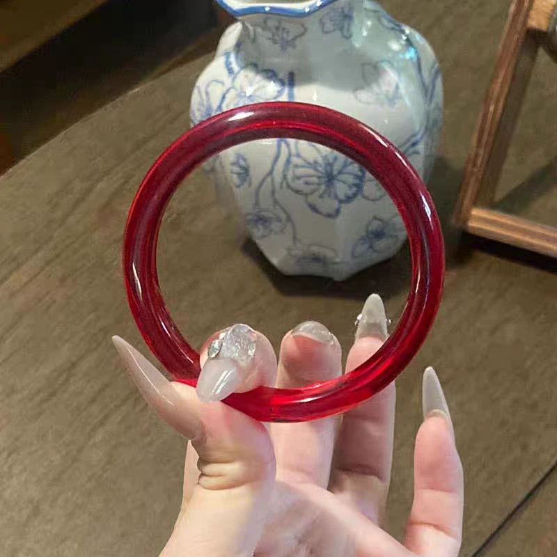 1653号精品红色圆条手镯