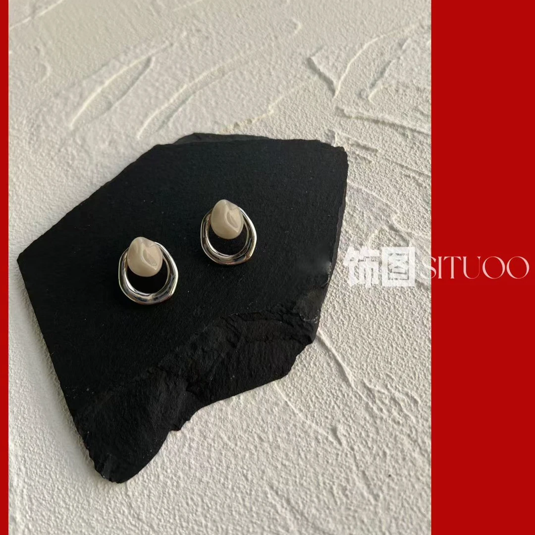 合金耳饰 SITUOO饰图小众设计款“西西里岛”圈型镶嵌法式时尚耳饰