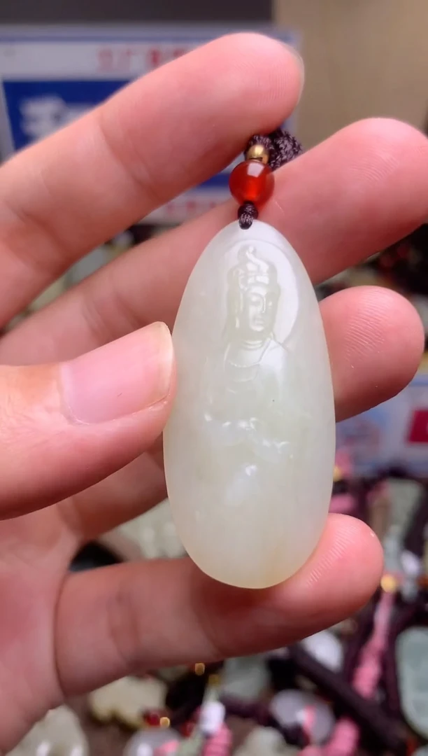 颈饰未镶嵌和田玉1