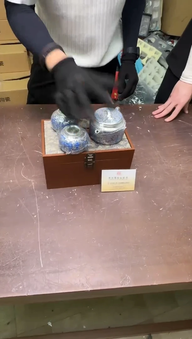 瓷片小强茶具套装