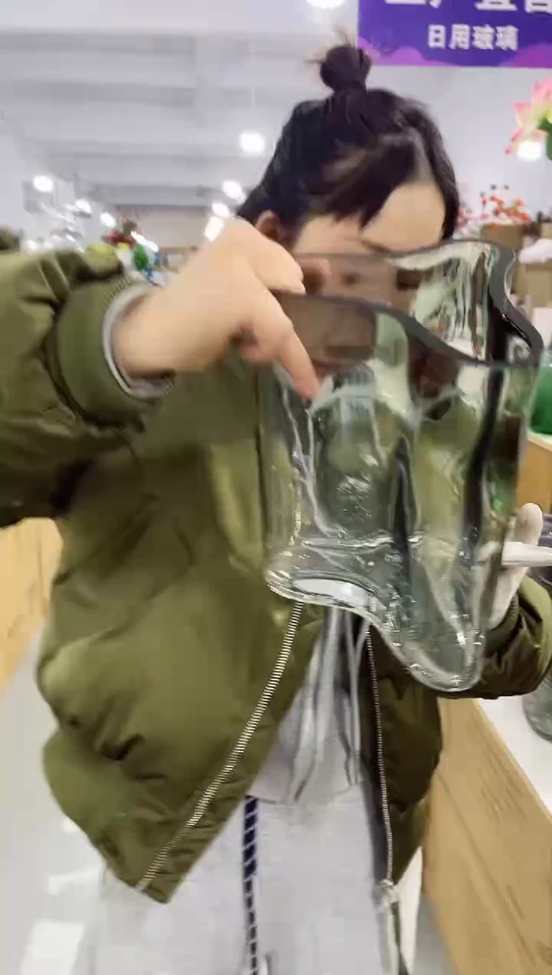 【闪购商品】玻璃燕姐花瓶-花瓶--ES8I