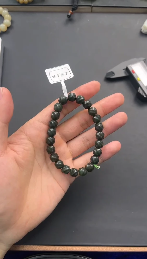未镶嵌手串和田玉和田黑青手串卡9微色差