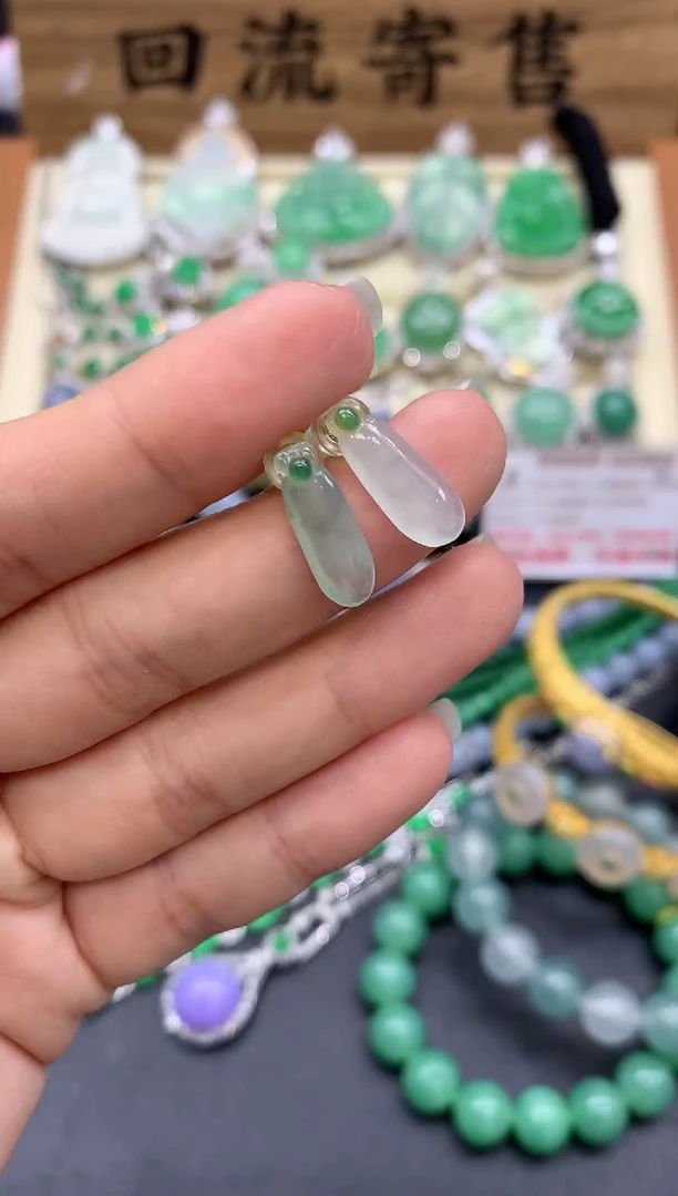 【闪购商品】翡翠耳饰18K金镶嵌131-中国好珍宝