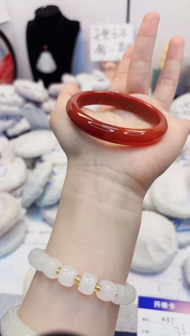 【闪购商品】石英质玉手镯未镶嵌487-玛瑙-圈口56