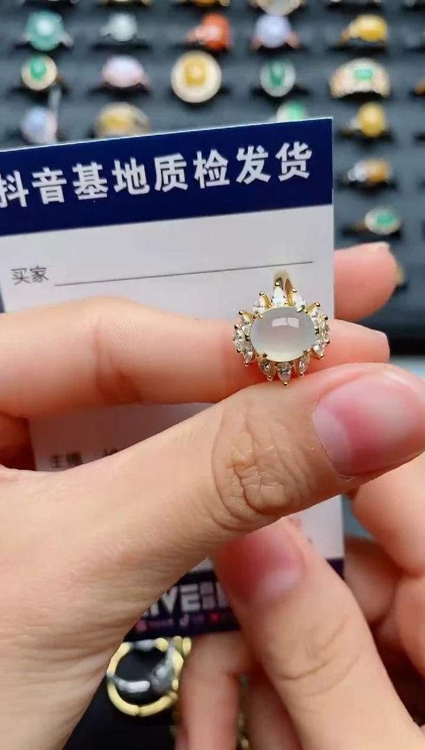 【闪购商品】翡翠戒指银S925镶嵌.............