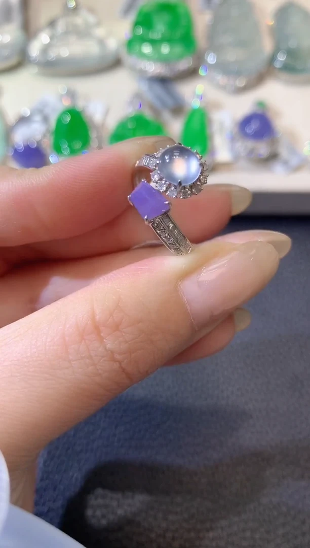 【闪购商品】翡翠戒指18K金镶嵌D30翡翠