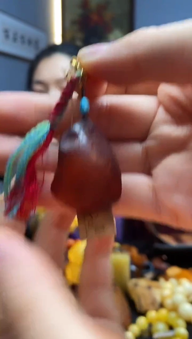 手链琥珀未镶嵌挂件