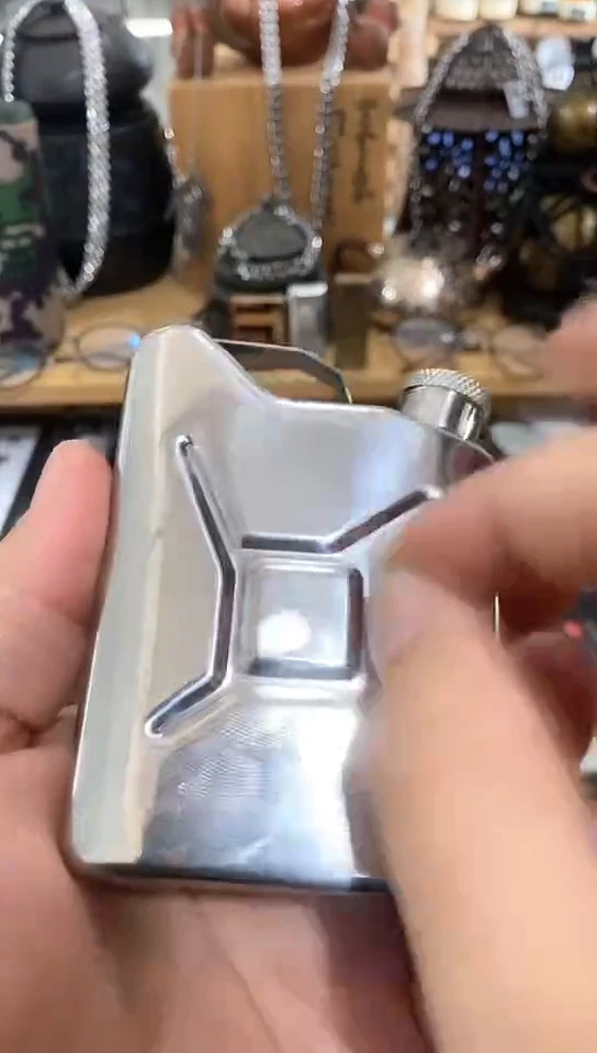 瓷片闪购商品  如图所示