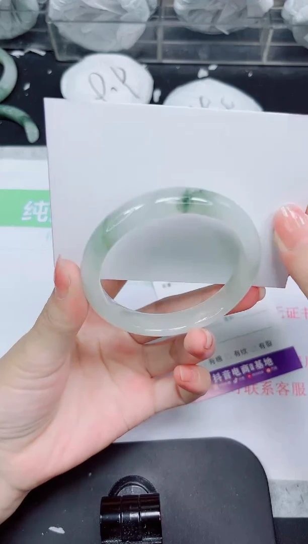 石英质玉手镯未镶嵌111-54